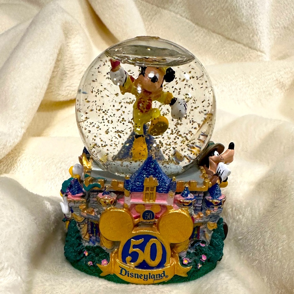 Vintage Disney 50th Anniversary Mickey Mouse globe. Very clean. Collector’s.